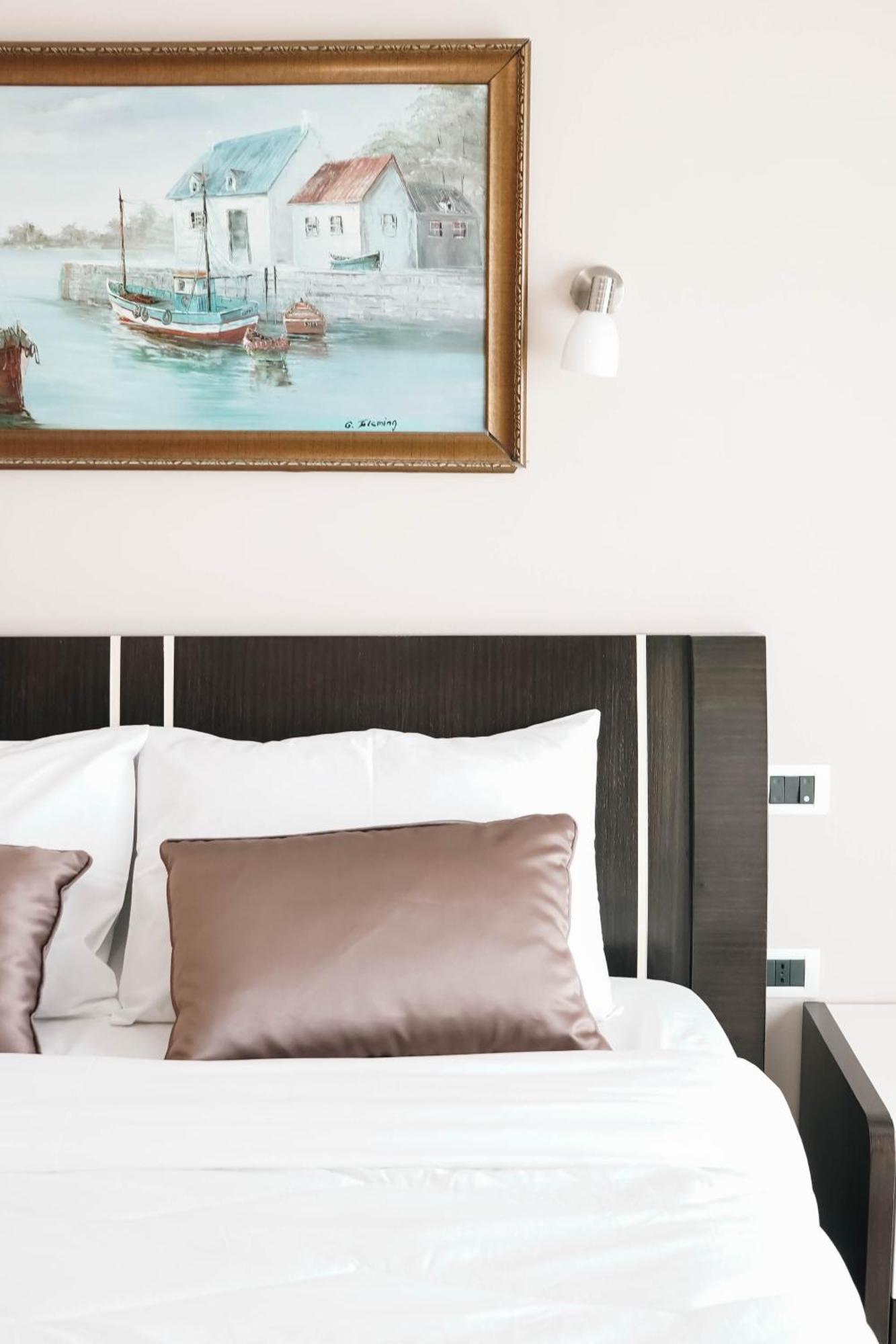 Kristal Hotel Durrës